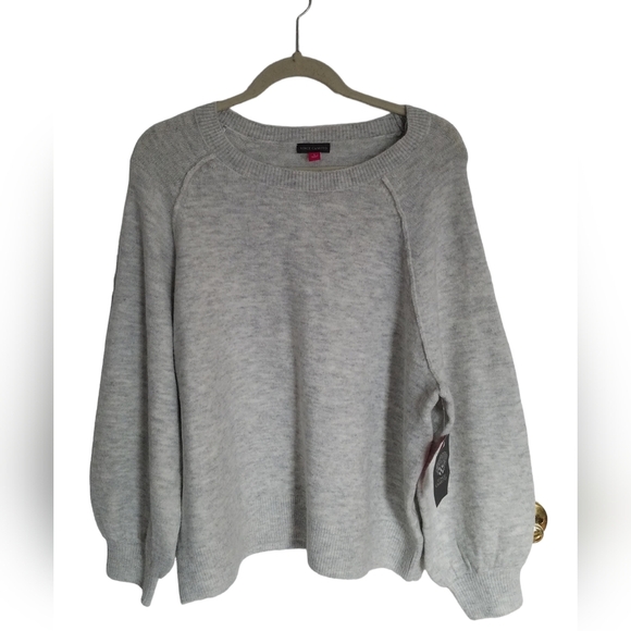 NWT Vince Camuto  Crewneck Sweater  Gray Size Large - Picture 1 of 13